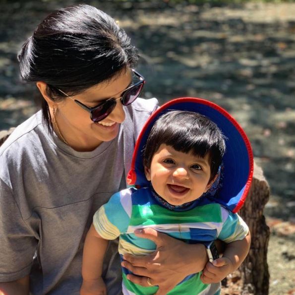 Parag's wife Vineeta Agrawal and son Ansh