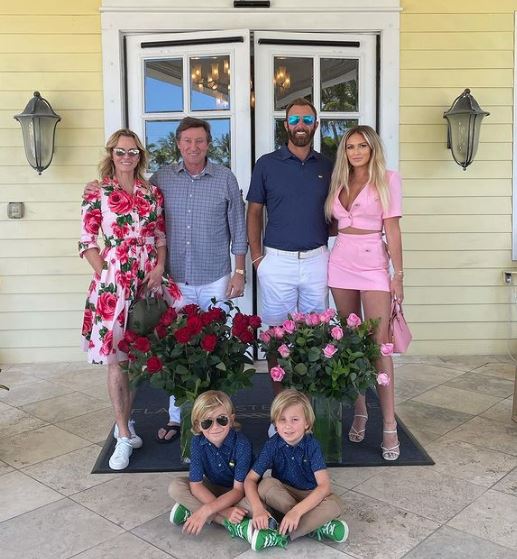 Paulina with her family