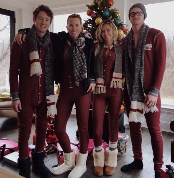 Paulina with her mother Janet Jones, and brothers
