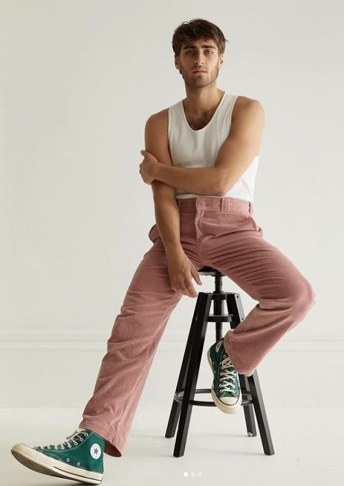 Pottery Boy Height & Weight