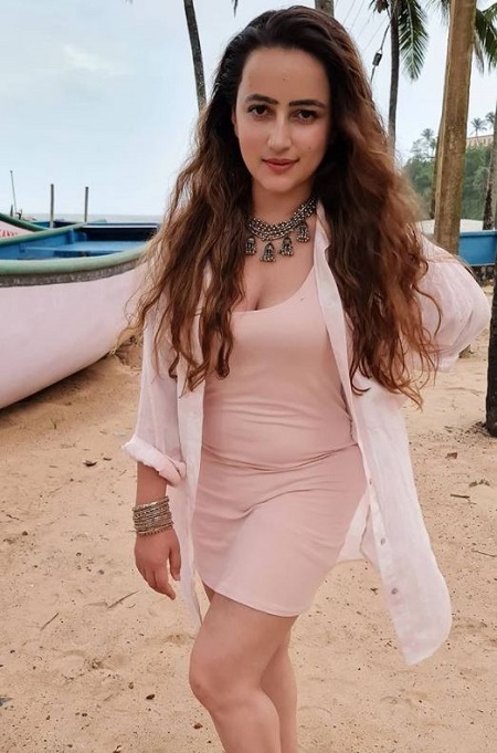 Rajat Sharma Fiancee Girlfriend Jyotika Dilaik