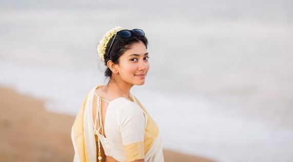 The female lead role of Rosie is acted by Sai Pallavi