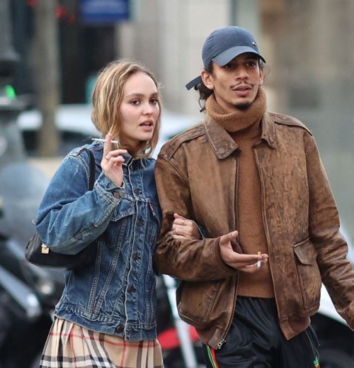 Yassine Stein is in a relationship with his girlfriend Lily-Rose Depp