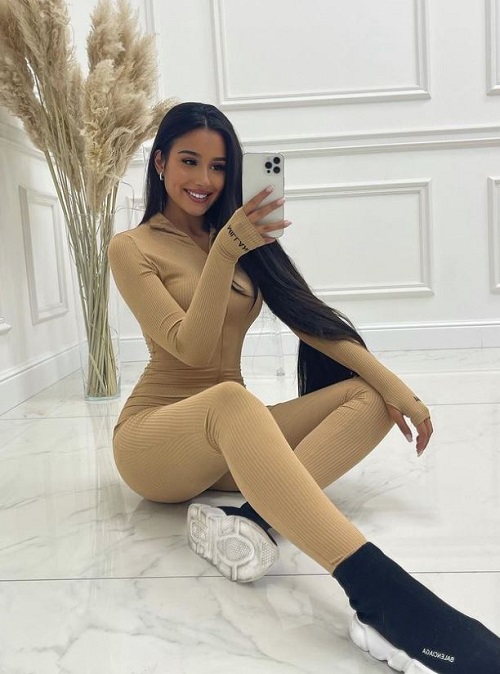 Alena Yildiz Wiki, Age & Bio