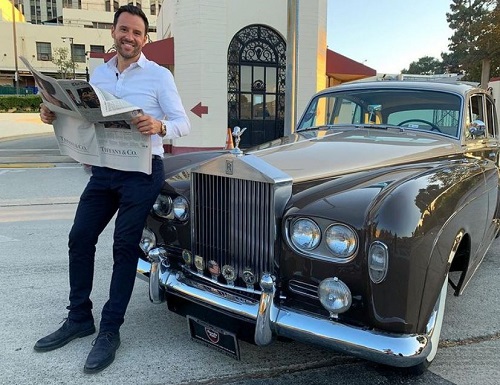 Alex Manos Net worth is between $5 million - $10 million US Dollars, as of 2021