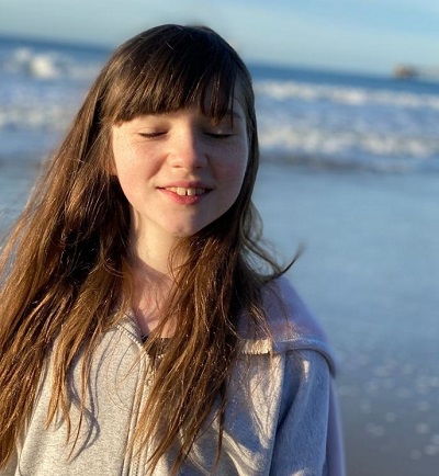 Alexa Swinton's Boyfriend, Husband & Personal Life