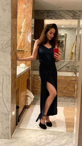 Amrutha Srinivasan height
