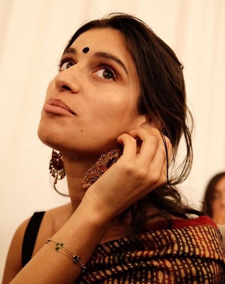 Anya Chalotra Age, Birthday & Zodiac Sign