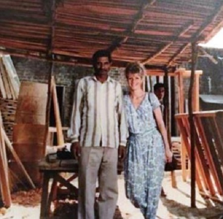 Anya Chalotra father and mother