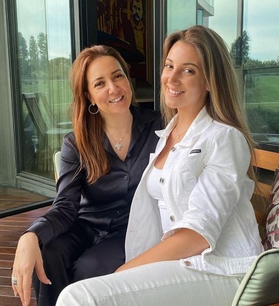 April Ivy with her mother Maria João Gonçalves