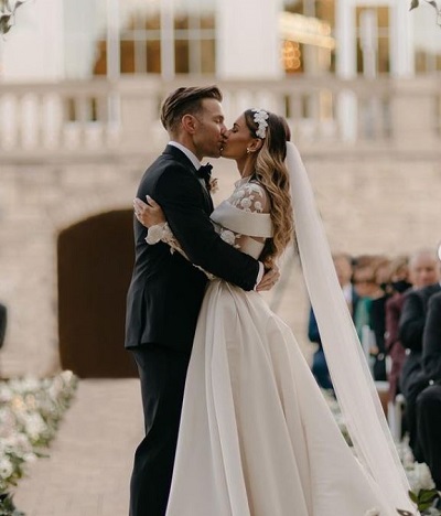 Ashley Brooke is married to Ryan Reed