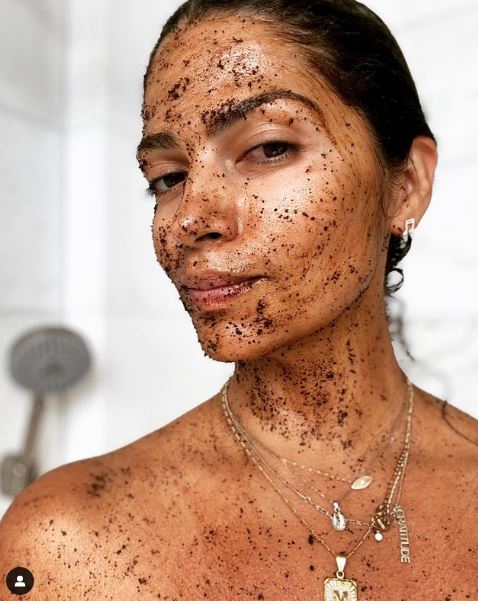 Camila Alves takes complete care of her skin