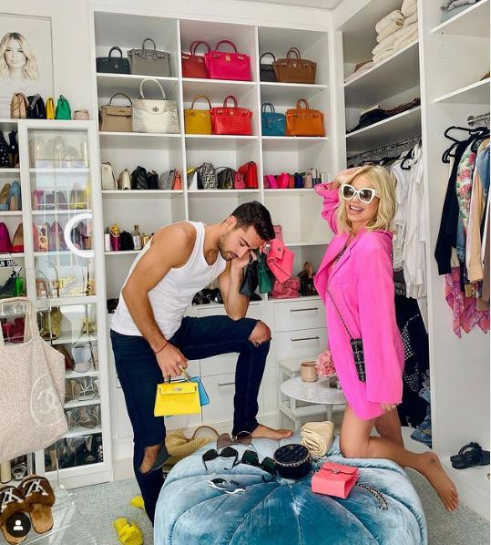 Caroline Stanbury wardrobe