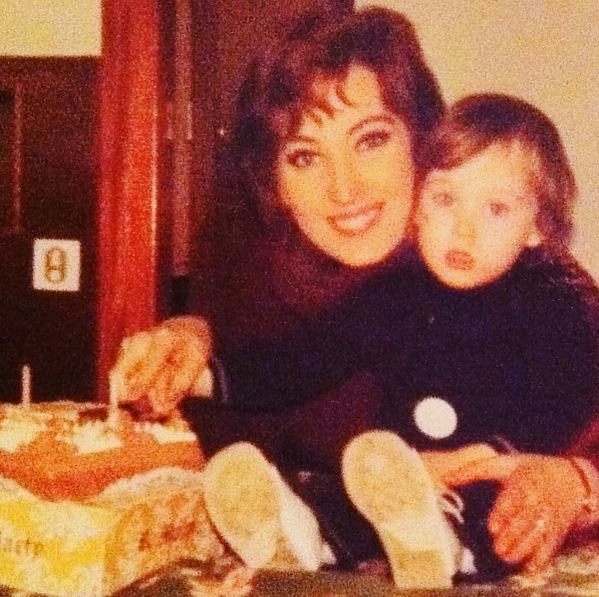 Childhood photo of Geraldine with her mother France Larrosa