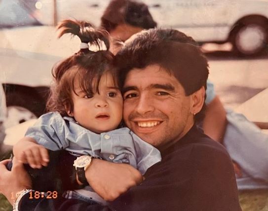 Childhood photo of Giannina Maradona with her father Diego Maradona
