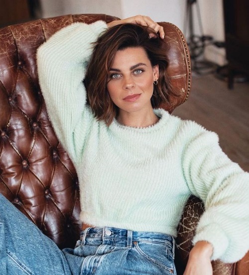 Clara Alvarado Career & Net worth