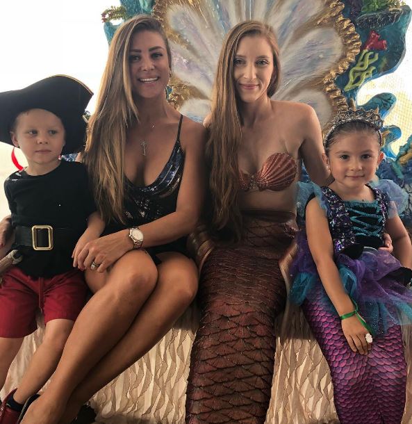 Francia with her family members