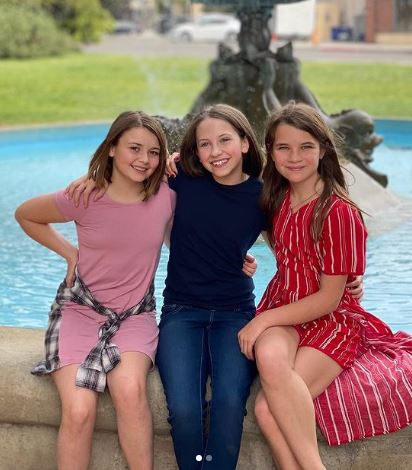 Gemma Brooke Allen with her friends