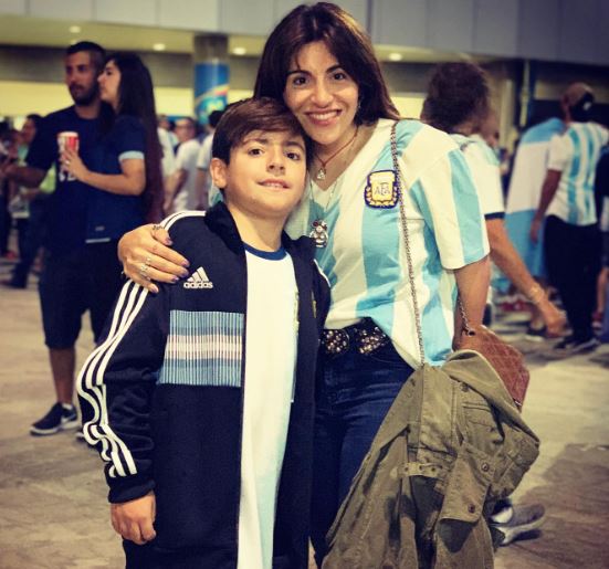 Gianinna Dinorah Maradona with her son Ben