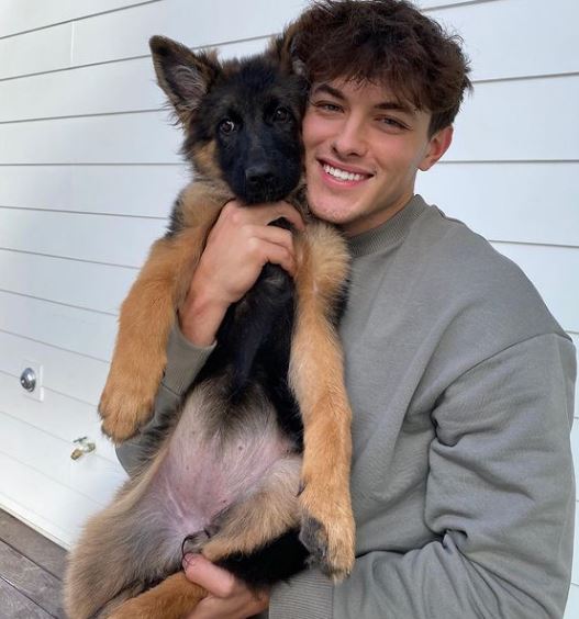 Griffin Johnson has a pet dog