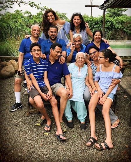 Hamsa Nandini family