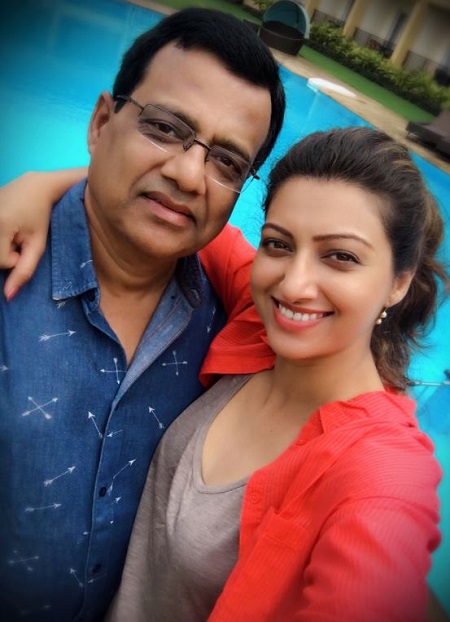 Hamsa Nandini with her father