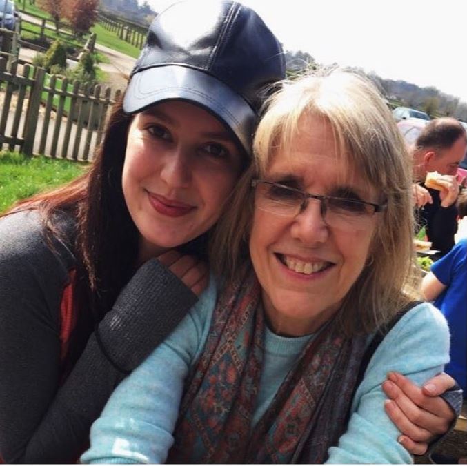 Isabelle Kaif with her mom