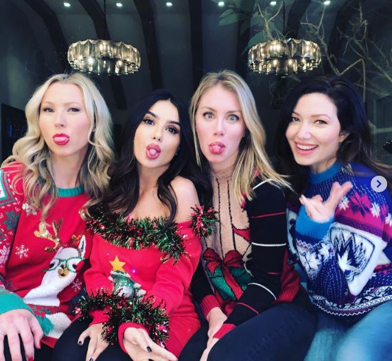 Jennifer with her friends
