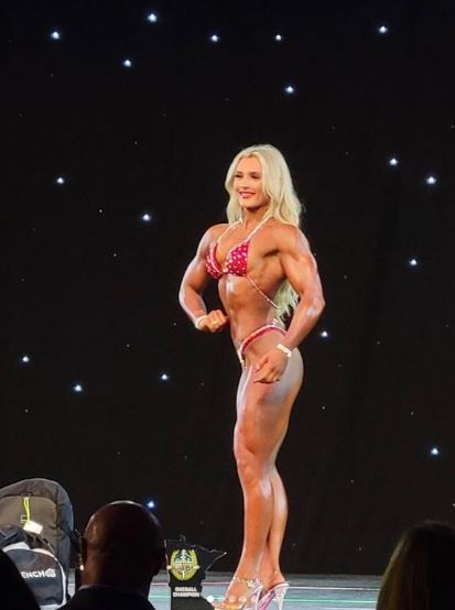 Jessica Woynilko participated in various bodybuilding competitions