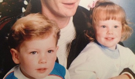Jessika Power childhood picture with her brother