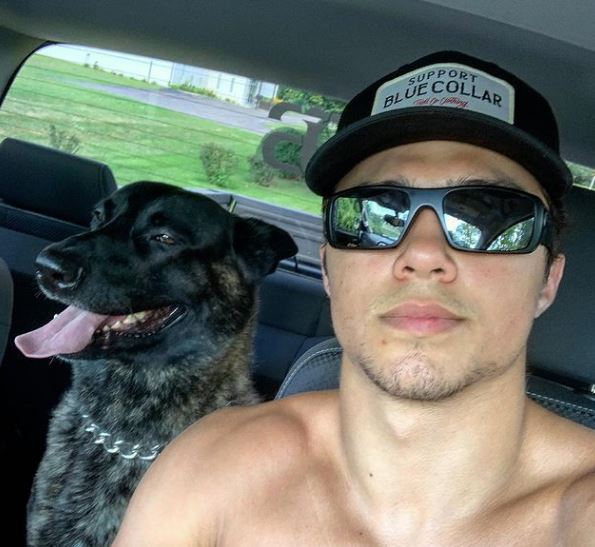 Joey Spencer has a pet dog