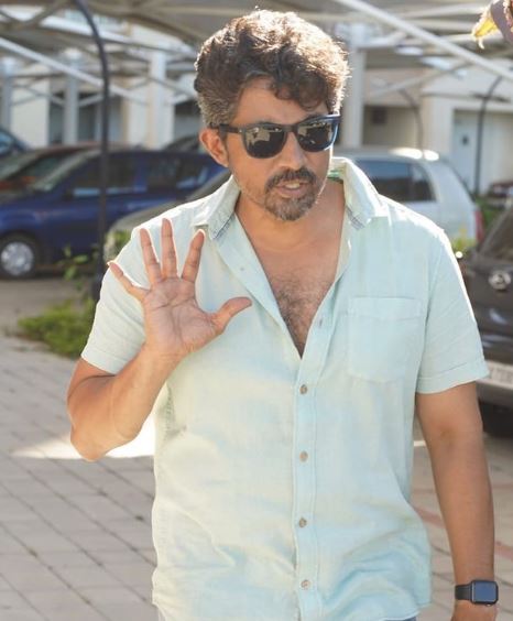 Karthik Kumar net worth