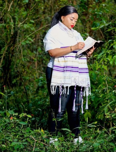 Lucy Natasha Author