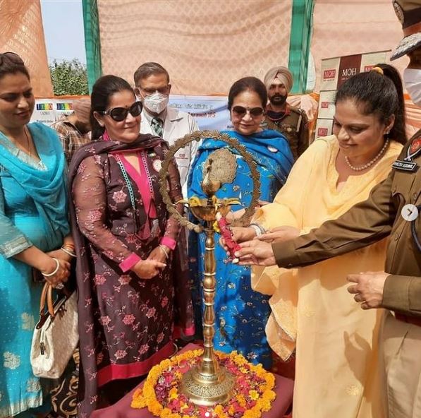 Manisha Gulati has attended several functions