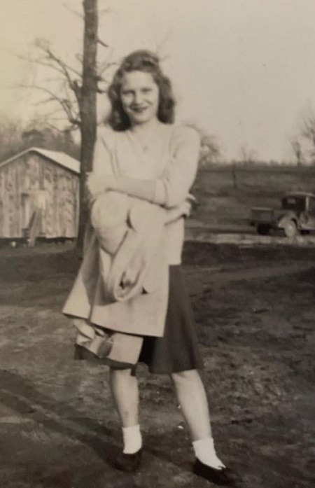 Martha Earnhardt young age picture