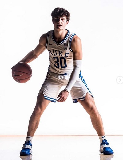 Michael Savarino height is 6 feet