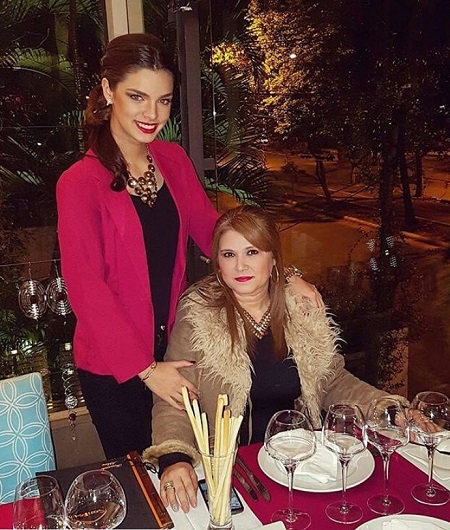 Nadia Ferreira with her mother