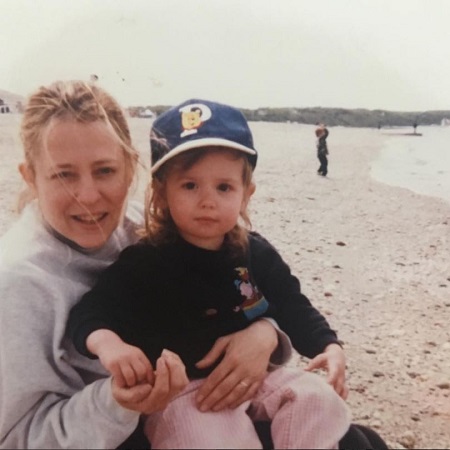 Natalie Cuomo childhood picture with her mother