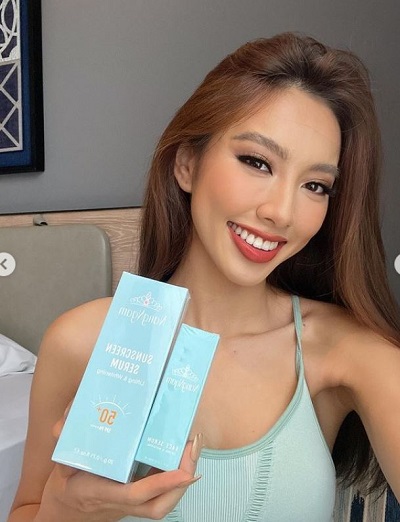 Nguyen Thuc Thuy Tien promoting products