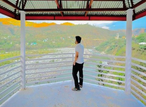 Nishan Khehra likes traveling