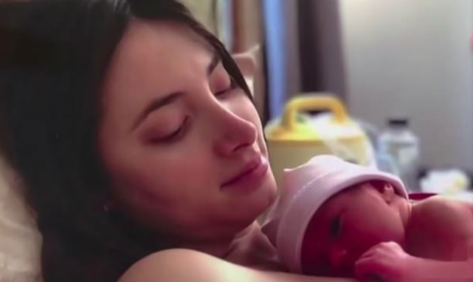 Olivia Modling with her daugher Zoe Douglas Forte
