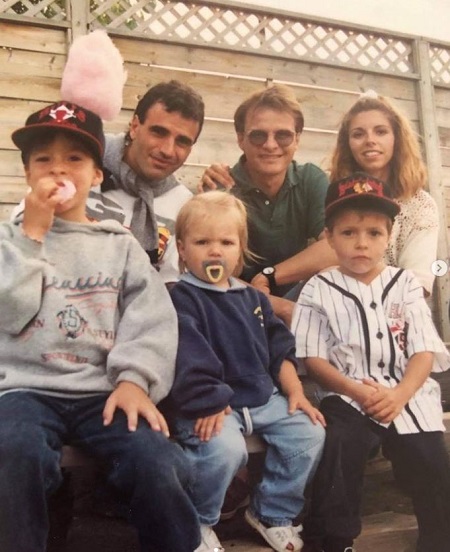 Sarah Jeanne Labrosse old picture with family