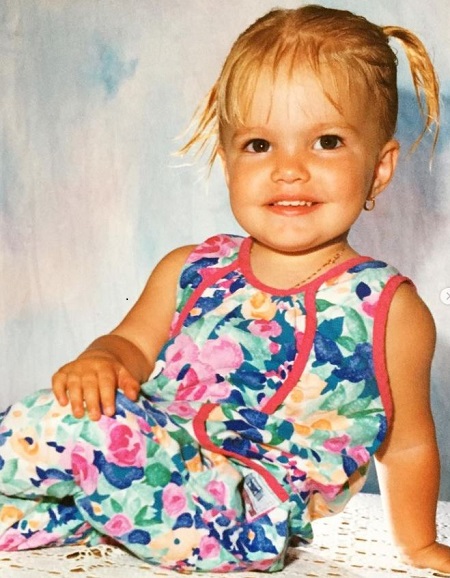 Sarah jeanne labrosse childhood picture