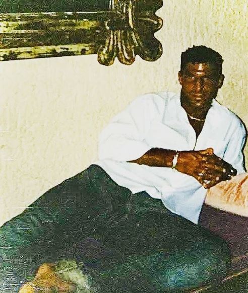 The old image of Frederic Sinistra