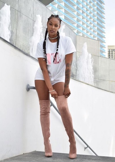 Whitney Ledawn height is 5 feet 5 inches