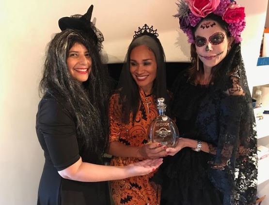 Wilson with her friends