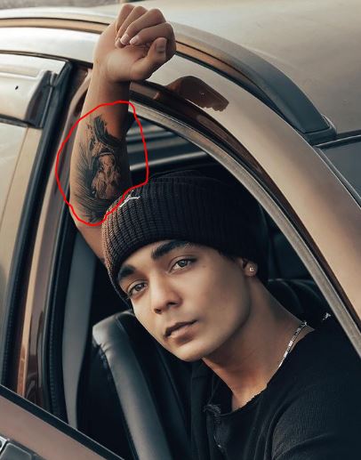 Zinjurke's tattoos
