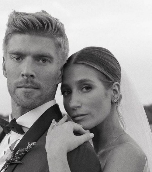 Amanda Batula married her husband Kyle Cooke in October 2021