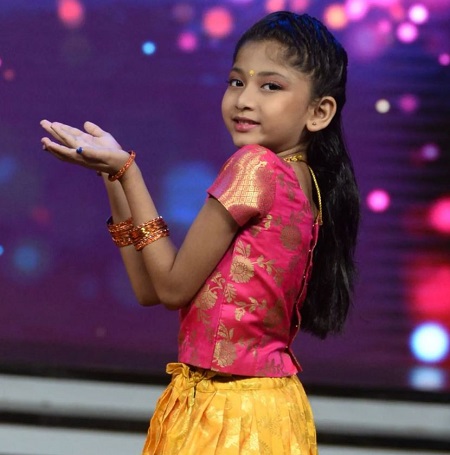 Amrutha Naidu daughter Samanvi