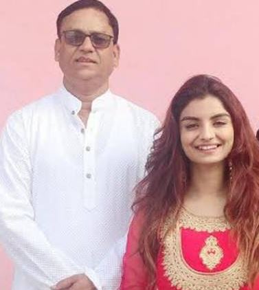 Anveshi Jain with her father
